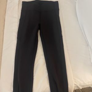 Black lululemon leggings